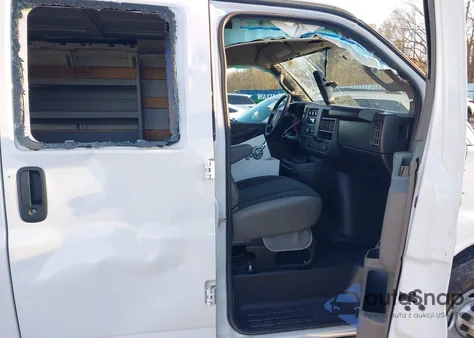 2022 GMC Savana Cargo Rwd 2500 Regular Wheelbase Work Van z USA, uszkodzony, nr VIN 1GTW7AF72N1219673